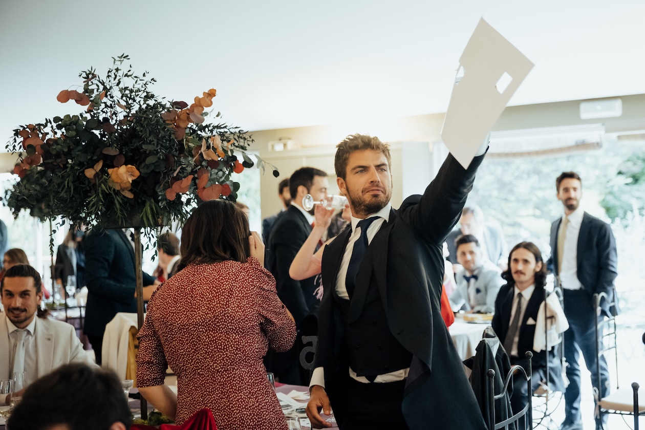 Invitados disfrutando del BingoBodas 2