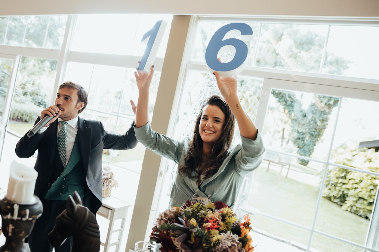 Invitados disfrutando del BingoBodas 3